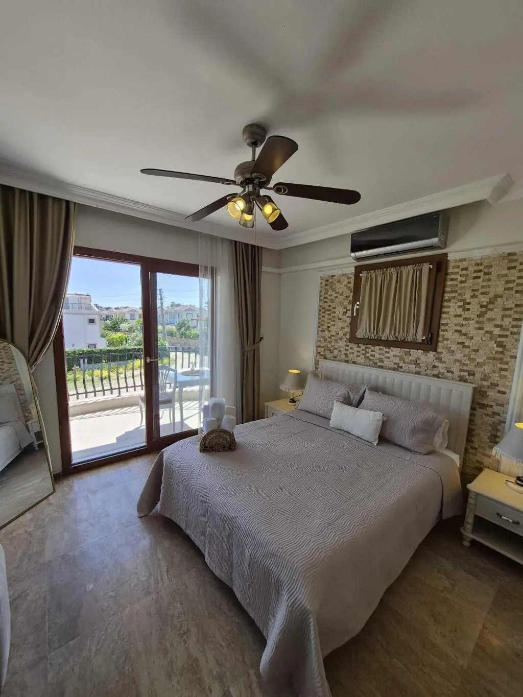 Room, Cunda Paradise Otel, Izmir