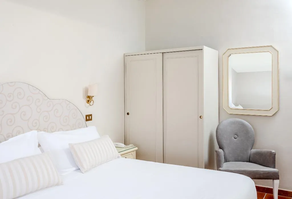DOUBLE CLASSIC Room, Hotel Jaccarino, Naples