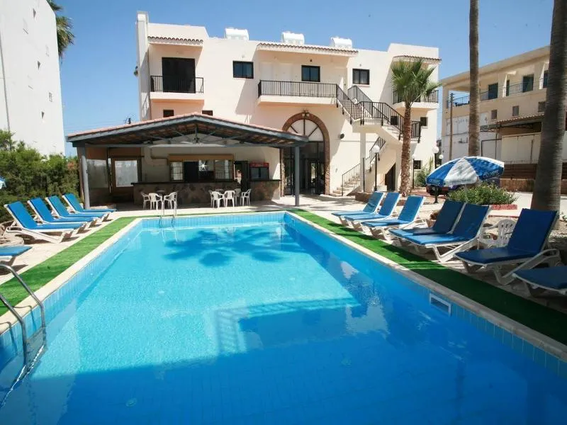 Pool, New York Plaza Hotel Apartments, Cyprus