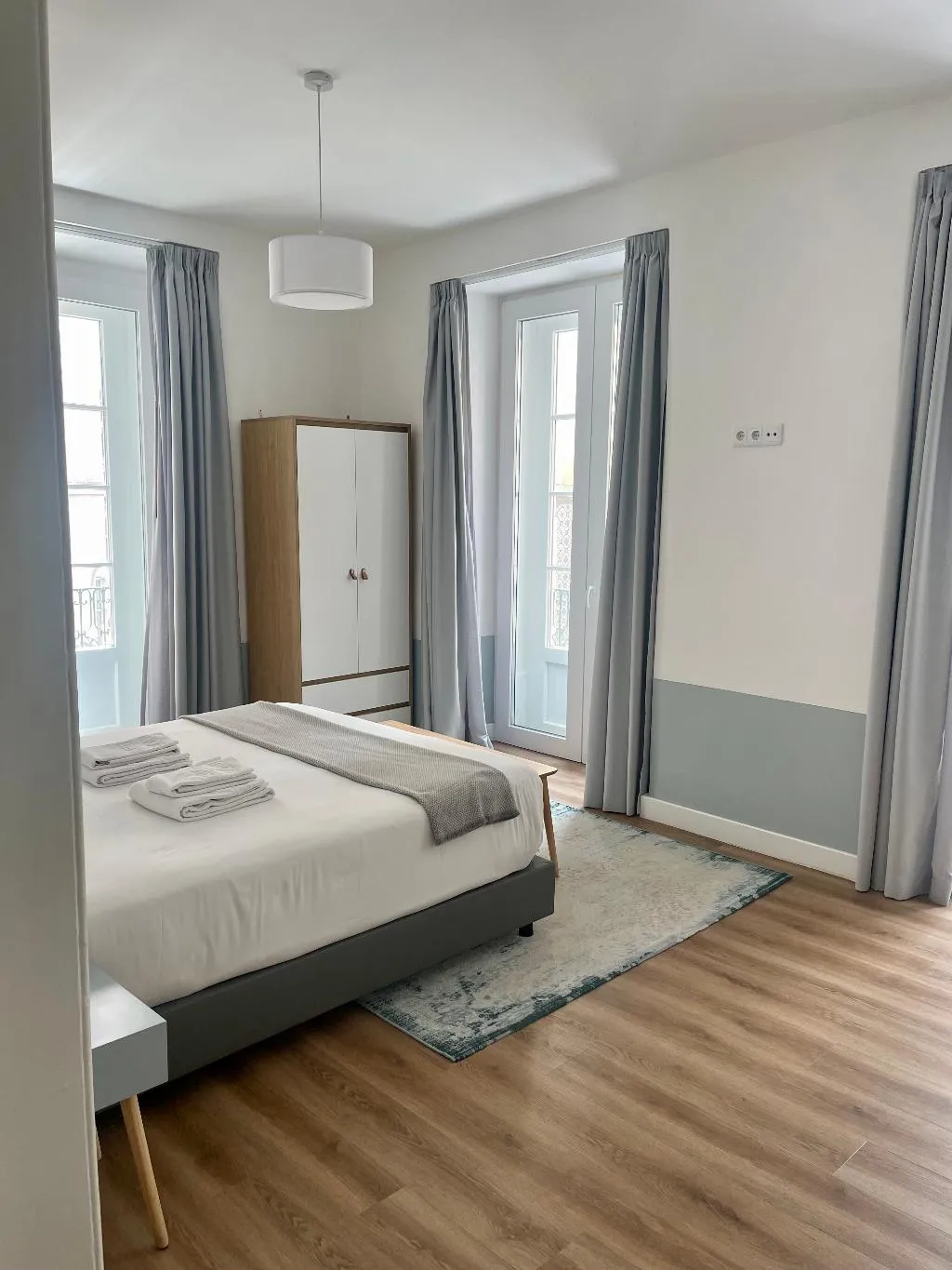 APARTMENT DELUXE TWO BEDS Room, Lisbon Colours Bairro Alto Apartments, Lisbon