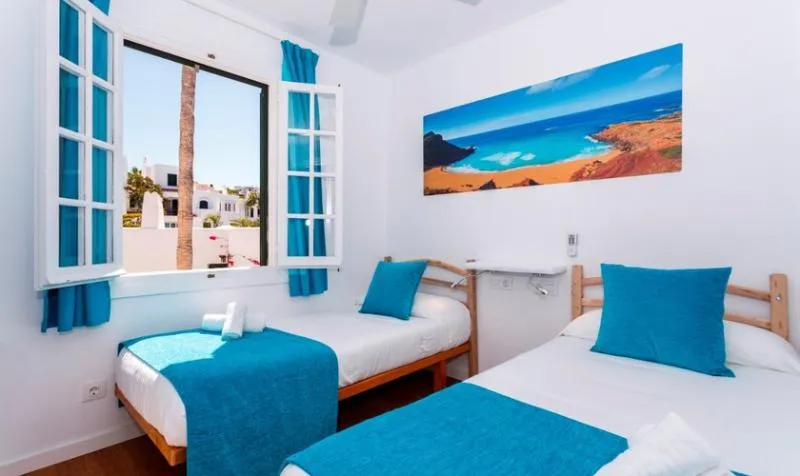 APARTMENT CAPACITY 5 TWO BEDROOMS Room, Carema Garden Village, Menorca