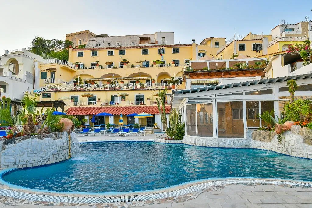 Pool, Terme Saint Raphael Hotel, Naples