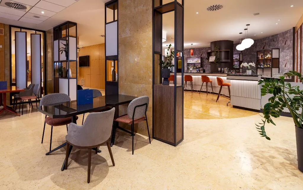 Bar, Crowne Plaza Padova, Venice