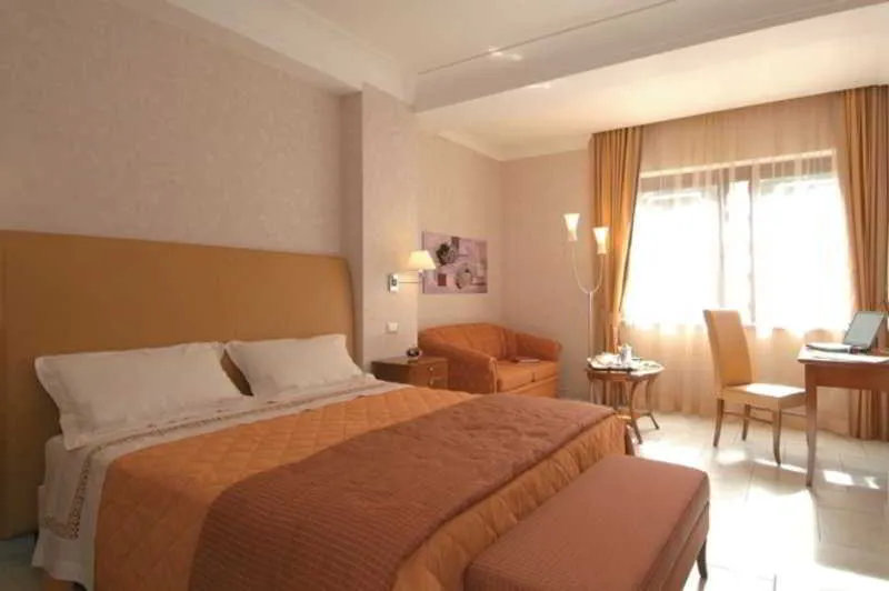 TRIPLE STANDARD Room, Andris Hotel, Naples