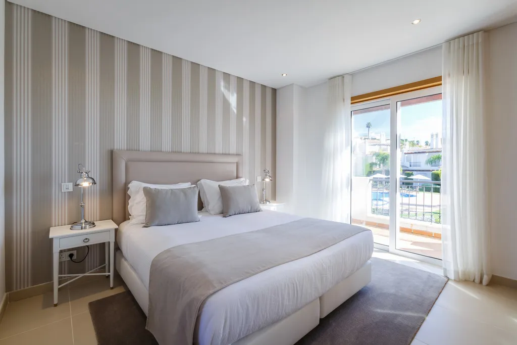 TOWNHOME THREE BEDROOMS Room, The Crest, Algarve