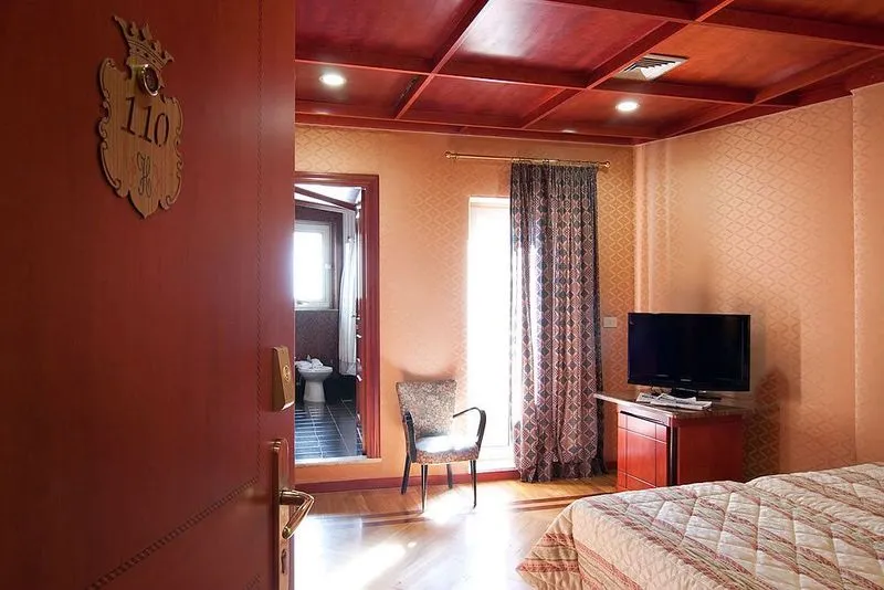 TWIN STANDARD Room, Hotel Galles, Rome