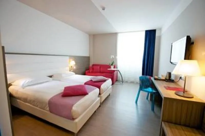 TWIN STANDARD Room, Mercure Venezia Marghera, Venice