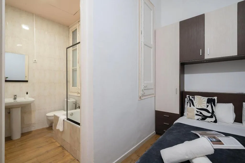 Room, Break BCN - Hostal & Coffeebar, Barcelona