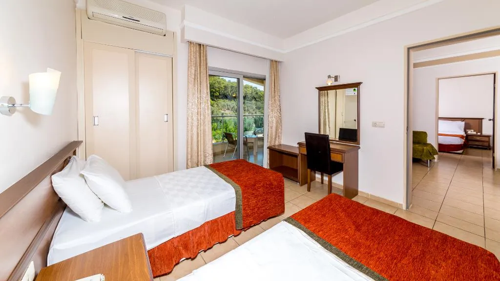 SUITE PROMO Room, Julian Forest Suites, Dalaman