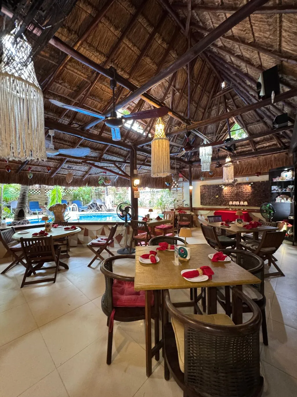 Bar, Cocos Cabañas, Cancun Area
