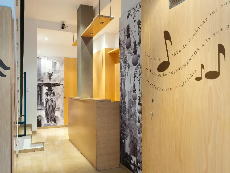 Lobby, MH Apartments Opera Rambla, Barcelona