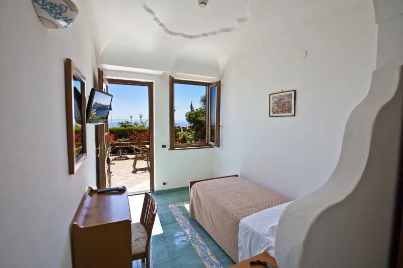 SINGLE SEA VIEW Room, Don Felipe, Naples