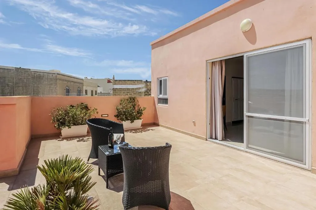 DOUBLE SUPERIOR WITH TERRACE Room, Mariblu Guesthouse, Gozo