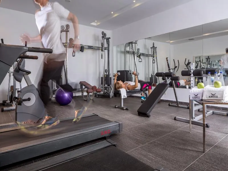 Sports and Entertainment, Aressana Spa Hotel and Suites, Santorini