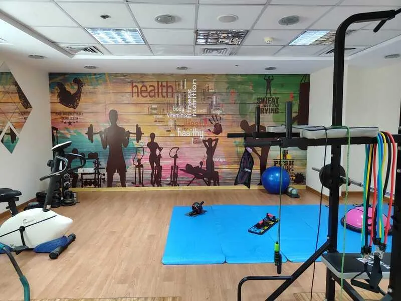 Sports and Entertainment, Al Raya Hotel Apartments, Dubai