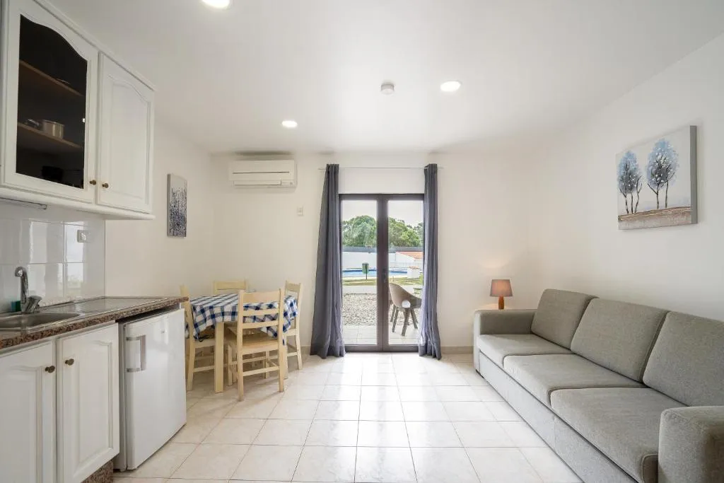 APARTMENT ONE BEDROOM Room, Apartamentos Vale de Carros by Umbral, Algarve