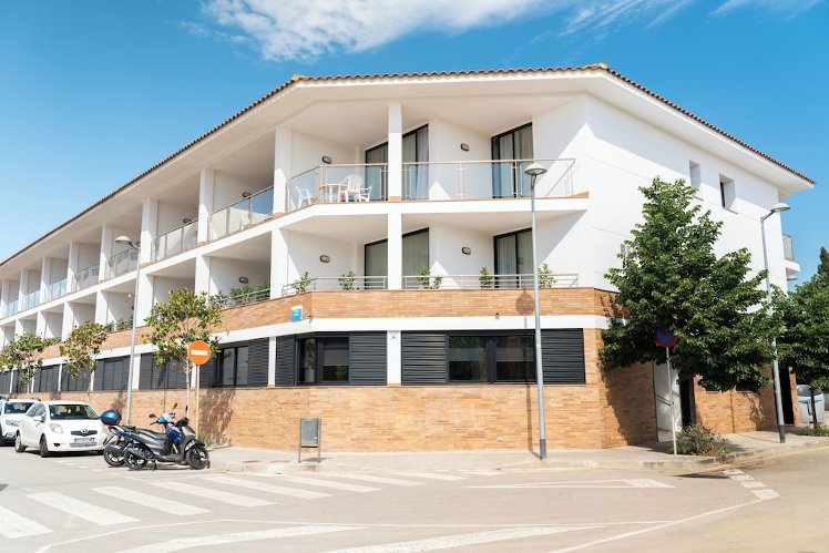 Beatrix 2000 - Caliu Apartments, Costa Brava