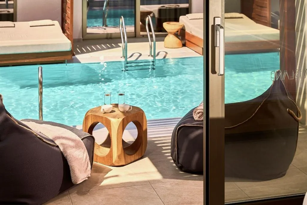 Room, Enorme Santanna Island, Crete