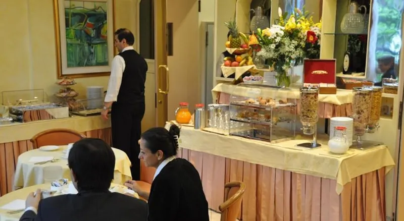 Restaurant, Lloyd Milano Hotel, Milan