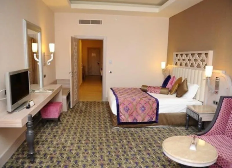 FAMILY ROOM LAND VIEW Room, Royal Alhambra Palace, Antalya