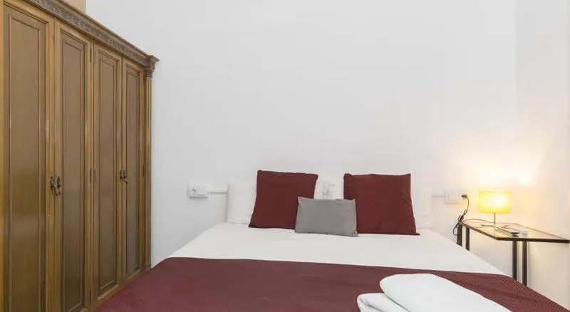 Room, BruStar Sagrada Familia, Barcelona