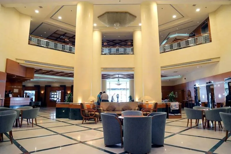 Lobby, Swiss Belhotel Sharjah, Dubai