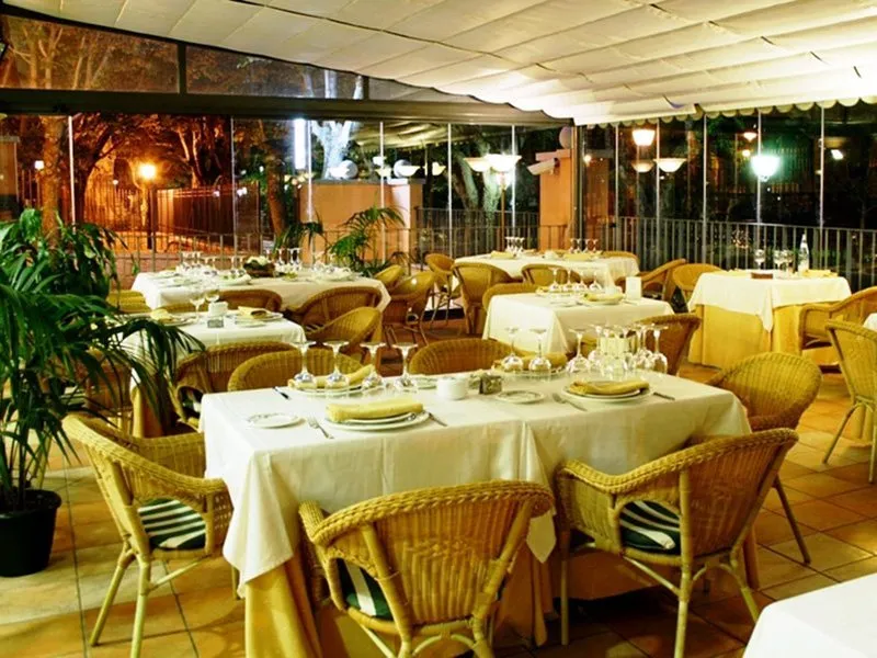 Restaurant, Hospedium Hotel Los Lanceros, Madrid