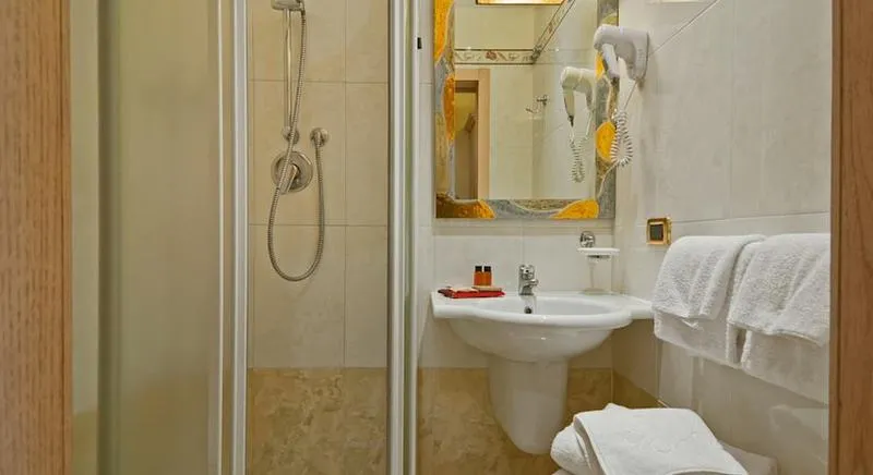 Room, Alba Palace, Florence