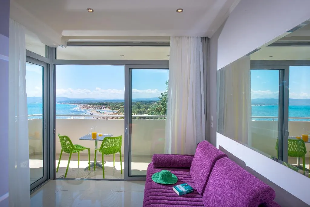 JUNIOR SUITE STANDARD Room, Corissia Princess, Crete