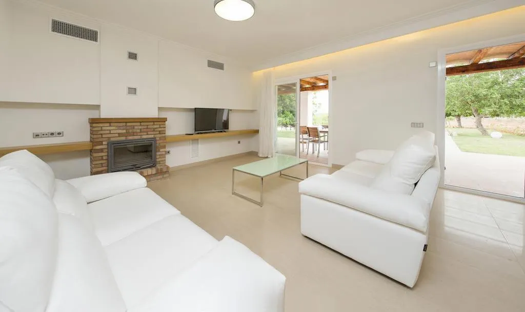 VILLA FOUR BEDROOMS WITH MORE THAN THREE BATHROOMS Room, Es Casals Nou, Ibiza