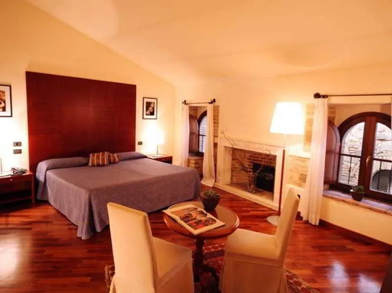 DOUBLE CLASSIC Room, Relais & Spa La Corte Di Bettona, Perugia