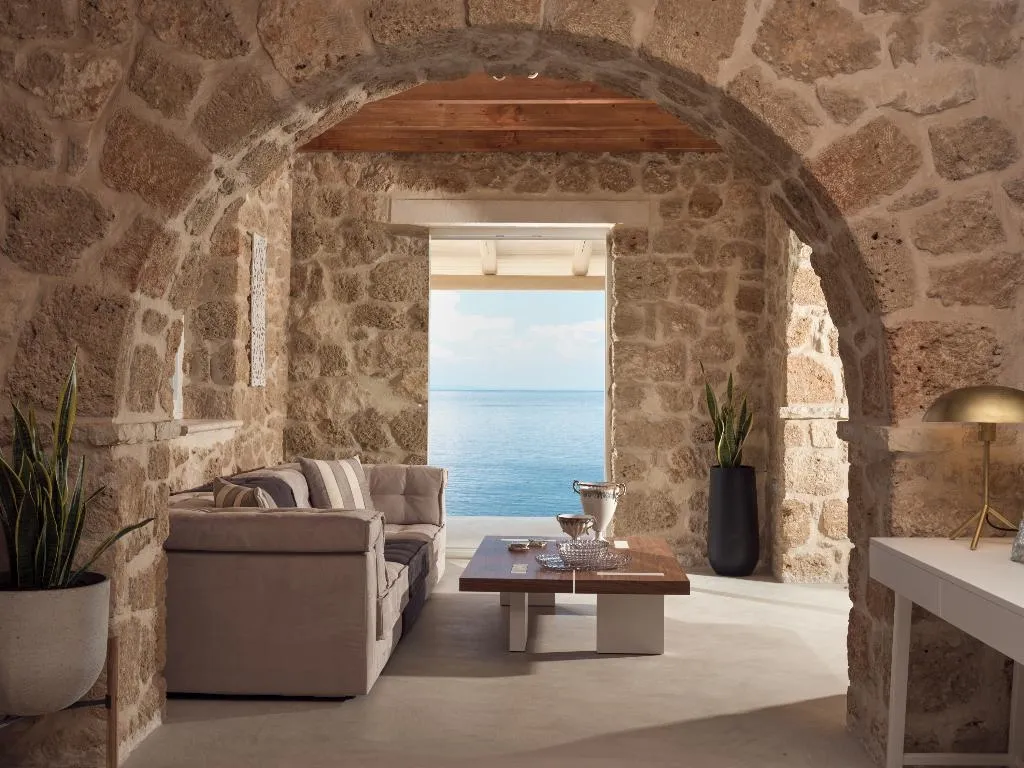VILLA FOUR BEDROOMS WITH PRIVATE POOL Room, Arismari K3 Luxurious Villa, Zante