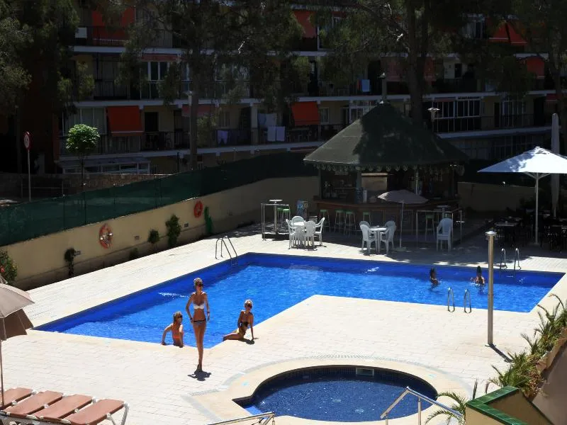 Pool, Apartamentos Inn, Majorca
