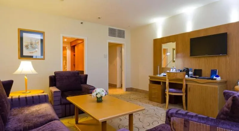 DOUBLE ONE BEDROOM Room, Radisson Blu Resort, Sharjah, Dubai
