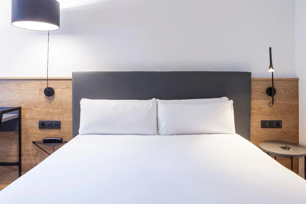 Room, SB Madrid Norte, Madrid