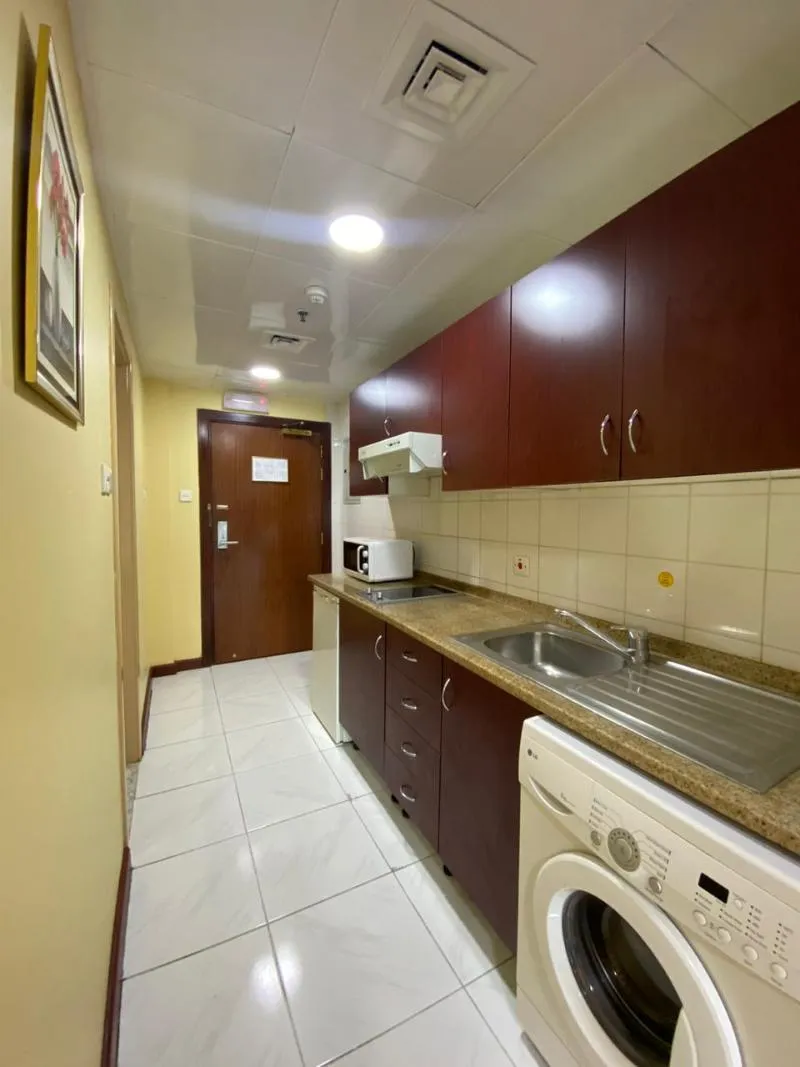 STUDIO STANDARD Room, Desert Rose Apartments, Dubai