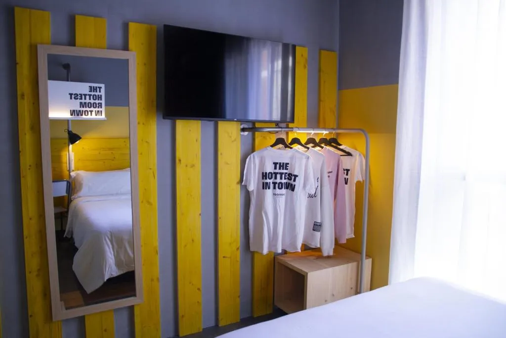 Double or Twin STANDARD Room, room00 Valencia Hostel, Valencia