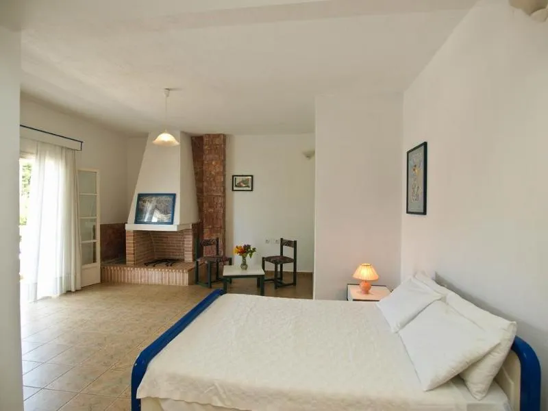 Room, Muses, Skiathos