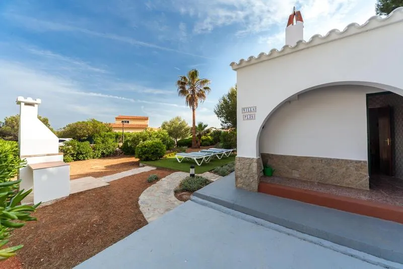 VILLA CAPACITY 6 THREE BEDROOM Room, Arenal Playa Menorca, Menorca