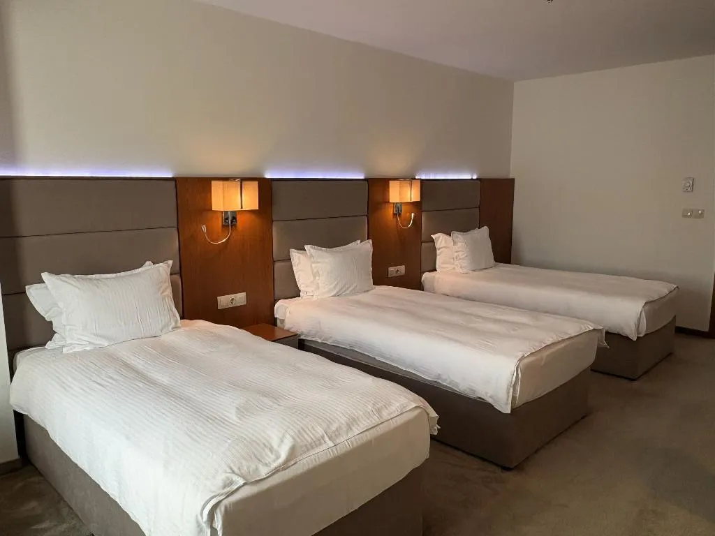 TRIPLE STANDARD Room, Golden Tulip Varna Hotel, Varna
