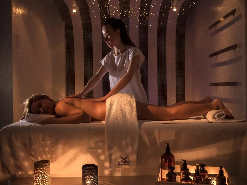Sports and Entertainment, Aressana Spa Hotel and Suites, Santorini
