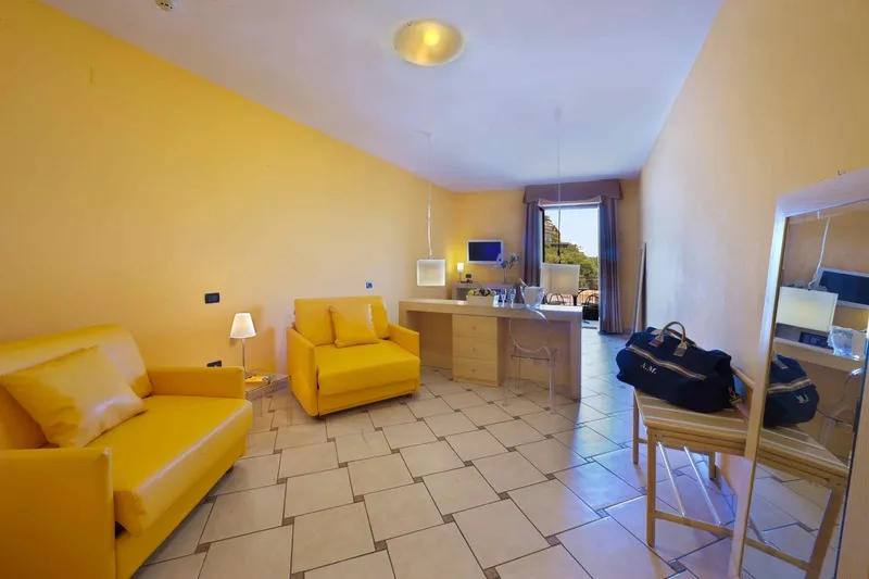 JUNIOR SUITE STANDARD Room, Rivage Hotel, Naples