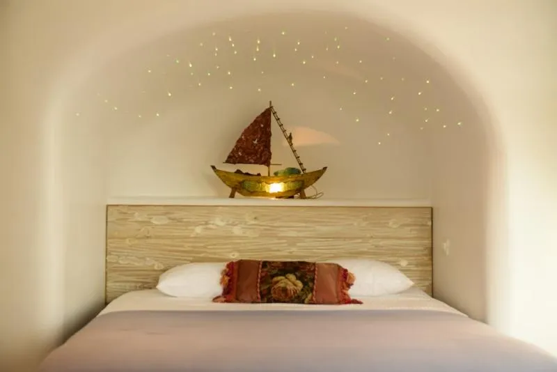 SUITE WITH PRIVATE POOL Room, Aspaki Exclusive Hotel, Santorini