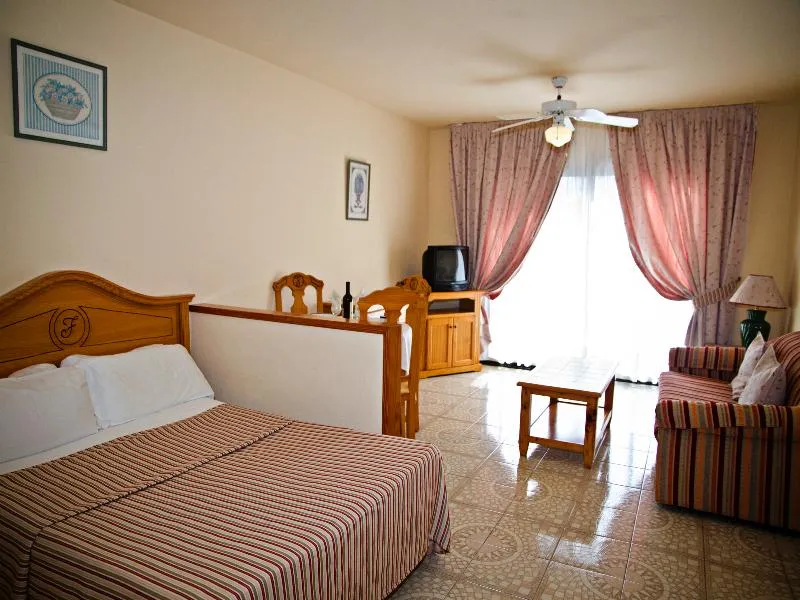 STUDIO STANDARD Room, Fairways Club, Tenerife