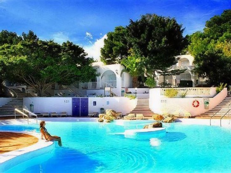 BG Hotel Portinatx Beach Club, Ibiza