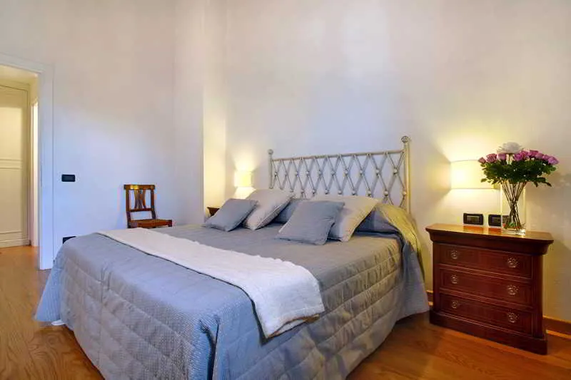 Room, Orlando Palace, Florence