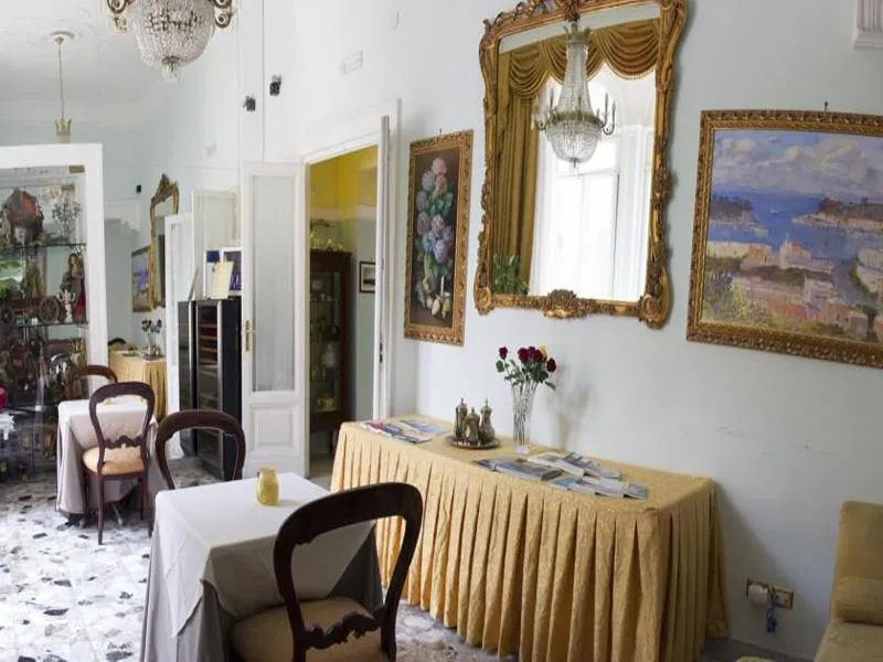 Bar, B&B Art Suite Santa Brigida, Naples