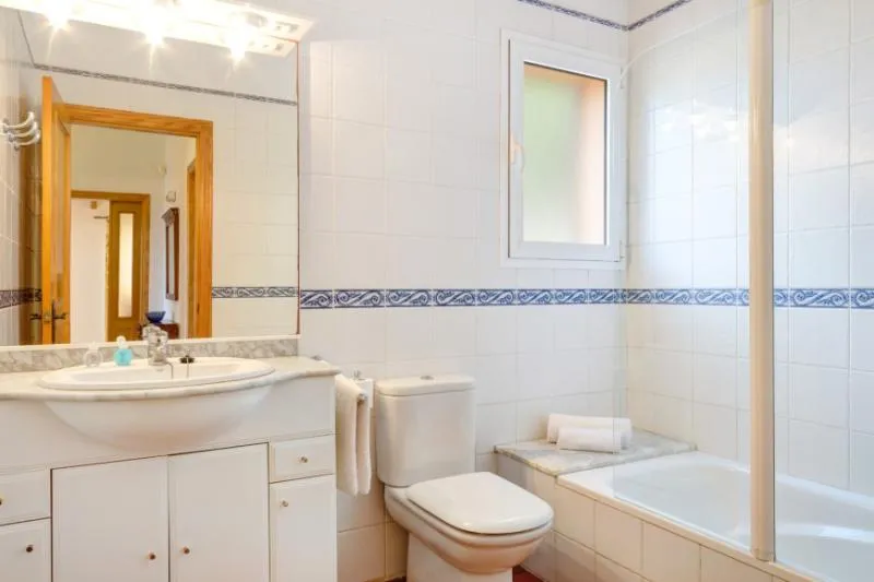 VILLA TWO BEDROOMS Room, Villas Menorca Sur, Menorca