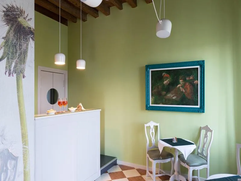 Bar, Villa Gasparini, Venice