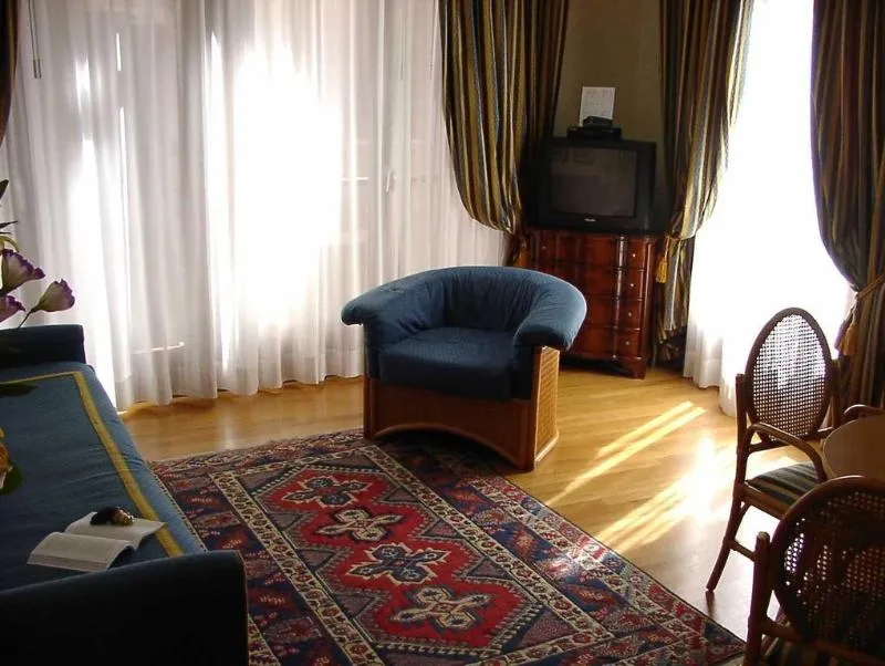 Room, San Marco Palace, Venice
